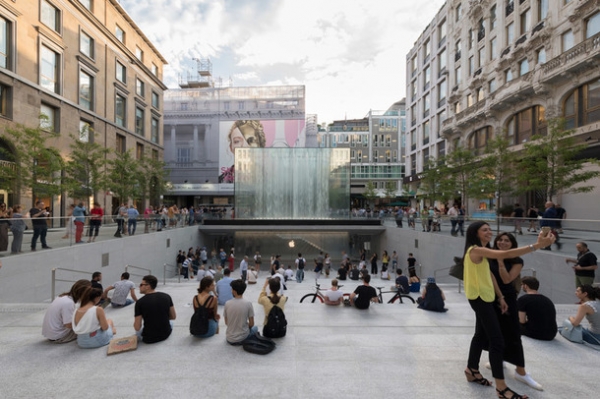 Новый магазин Apple в Милане по проекту Foster + Partners - «Интерьер»
