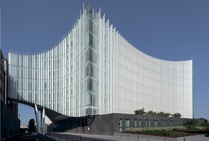 Ультрасовременный медицинский комплекс Милана, получил возможность очищать воздух от смога - Архитектура и интерьер